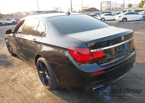 2013 BMW 750Li from USA, damaged, VIN WBAYE8C52DD132201